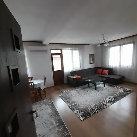 Apartment Levkov *